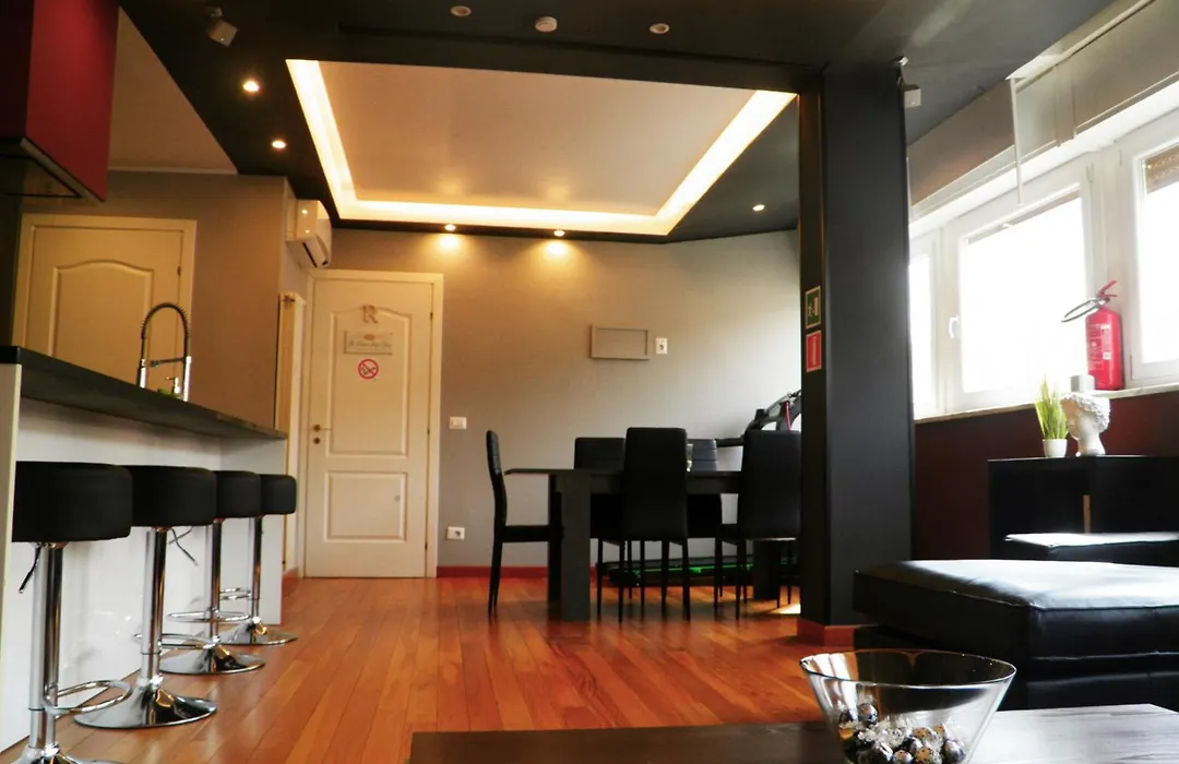 Auditorium Deluxe-1